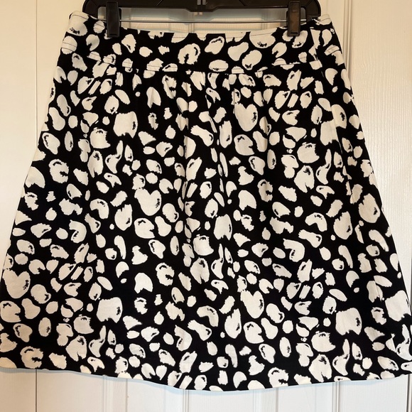 Michael Kors black and White PatternSkirt - Picture 2 of 2